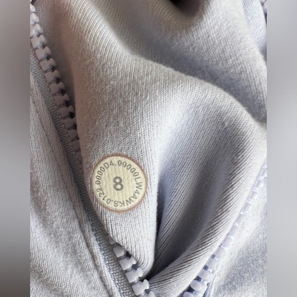 Lululemon Light Purple Women’s Jacket Sz 8 - Picture 6 of 8